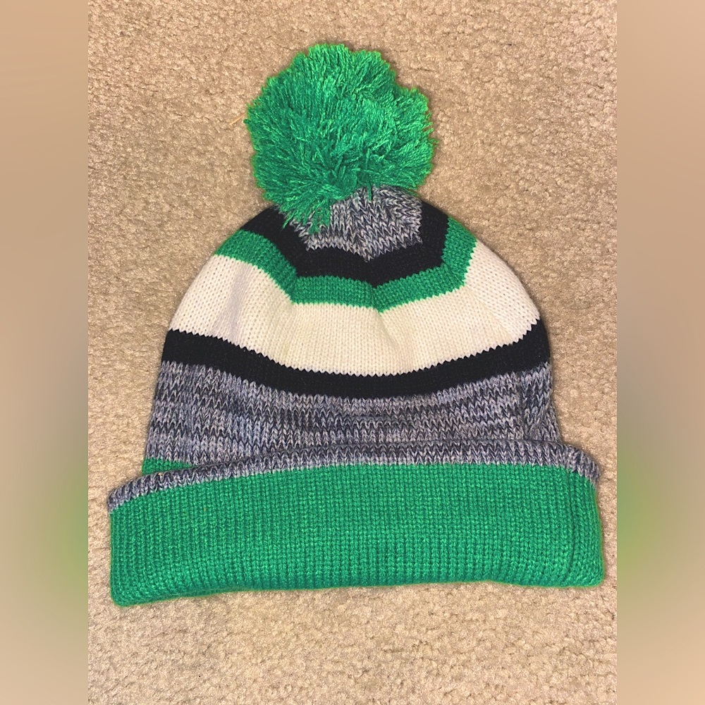OLD NAVY KNIT WINTER HAT